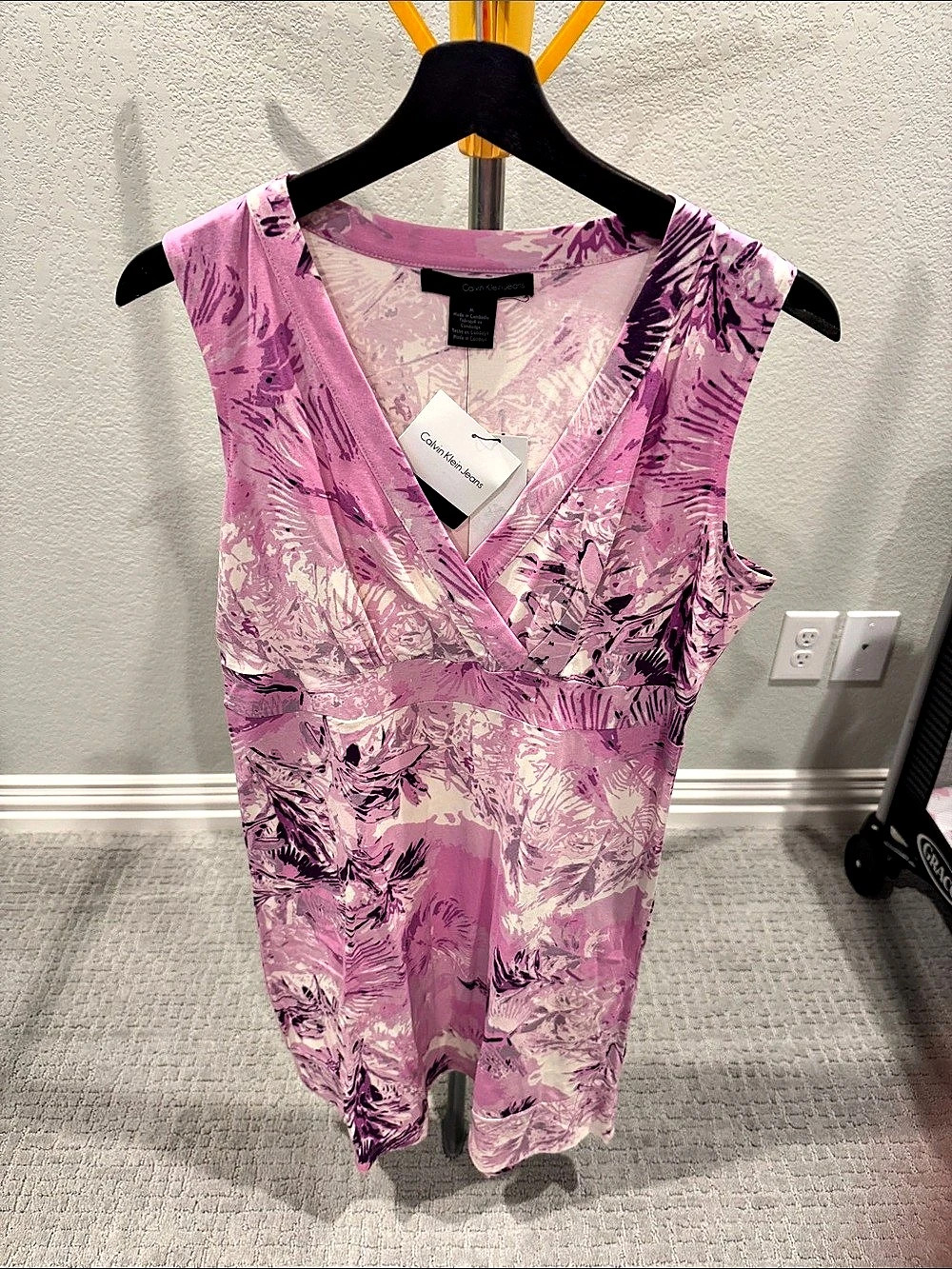 Calvin Klein Jeans Floral Mini Dress in Pink & Purple Size Medium NWT